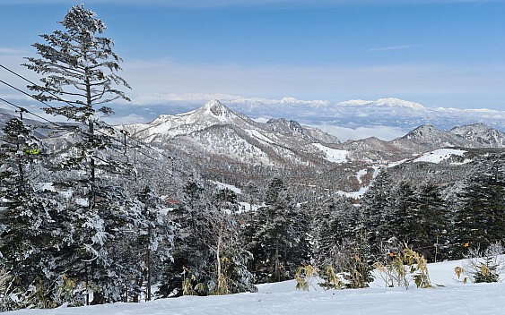 View from the top of Yokoteyama 3rd sky lift
Photo: Adrian
2024-03-08 10.05.20; '2024 Mar 08 14:05'
Original size: 10,190 x 6,367; 10,883 kB; stitch
2024-03-08 10.05.20 S20+ Adrian - view from the top of Yokoteyama 3rd sky lift_stitch.jpg View from the top of Yokoteyama 3rd sky lift
Photo: Adrian
2024-03-08 10.05.20; '2024 Mar 08 14:05'
Original size: 10,190 x 6,367; 10,883 kB; stitch
2024-03-08 10.05.20 S20+ Adrian - view from the top of Yokoteyama 3rd sky lift_stitch.jpg