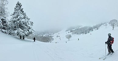 One line day summary
Simon and Adrian on Shirakaba course Kumanoyu
Photo: Jim
2024-03-10 09.46.36; '2024 Mar 10 09:46'
Original size: 4,857 x 2,501; 1,121 kB; stitch
2024-03-10 09.46.36 S21FE+ Jim - Simon and Adrian on Shirakaba course Kumanoyu_stitch.jpg One line day summary
Simon and Adrian on Shirakaba course Kumanoyu
Photo: Jim
2024-03-10 09.46.36; '2024 Mar 10 09:46'
Original size: 4,857 x 2,501; 1,121 kB; stitch
2024-03-10 09.46.36 S21FE+ Jim - Simon and Adrian on Shirakaba course Kumanoyu_stitch.jpg