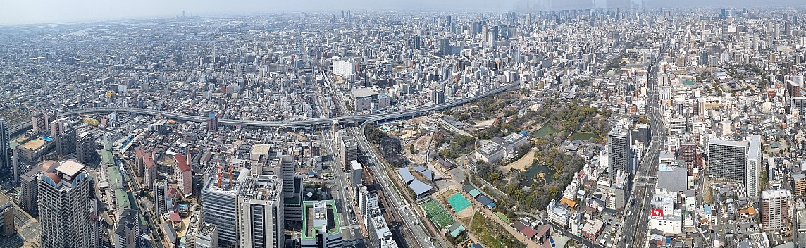 Ōsaka from Abeno Harukas building
Photo: Jim
2024-03-14 12.40.20; '2024 Mar 14 16:40'
Original size: 9,433 x 2,903; 6,071 kB; stitch
2024-03-14 12.40.20 S21FE+ Jim - Ōsaka from Abeno Harukas building_stitch.jpg