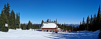 2025-03-01 10.14.06 Simon - arriving at High Camp Lodge_stitch.jpg: 12613x4859, 8638k (2025 Jun 15 16:10)