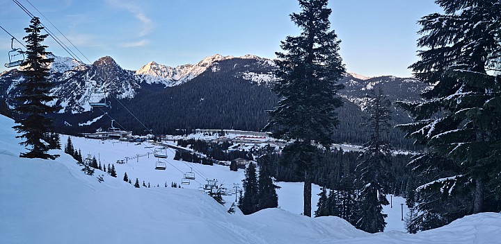 View of West from Wildside
Photo: Simon
2025-03-05 17.29.58; '2025 Mar 05 17:29'
Original size: 15,066 x 7,361; 9,418 kB; stitch
2025-03-05 17.29.58 S20+ Simon - view of West from Wildside_stitch.jpg