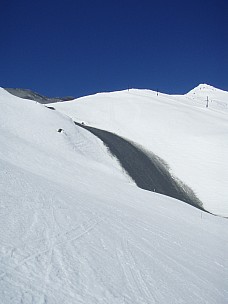 
2007-09-28&nbsp;10.46.13;&nbsp;Metadata time: '2007 Sept 28 10:46'
Original size:&nbsp;2,304 x 3,072; 2,779 kB
Filename: 2007-09-28 10.46.13 P9280084.jpeg