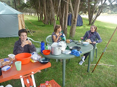 Simon
2010-03-07&nbsp;12.56.02;&nbsp;Metadata time: '2010 Mar 07 12:56'
Original size:&nbsp;4,000 x 3,000; 6,892 kB
Filename: 2010-03-07 12.56.02 P1010122 Simon.jpeg