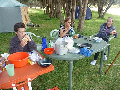 Simon
2010-03-07&nbsp;12.56.37;&nbsp;Metadata time: '2010 Mar 07 12:56'
Original size:&nbsp;4,000 x 3,000; 6,335 kB
Filename: 2010-03-07 12.56.37 P1010123 Simon.jpeg