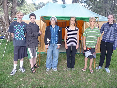 Simon
2010-03-07&nbsp;13.42.28;&nbsp;Metadata time: '2010 Mar 07 13:42'
Original size:&nbsp;4,000 x 3,000; 6,767 kB
Filename: 2010-03-07 13.42.28 P1010124 Simon.jpeg