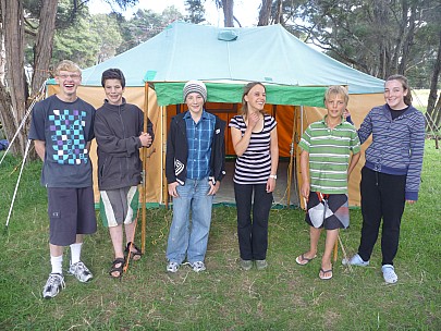 Simon
2010-03-07&nbsp;13.42.42;&nbsp;Metadata time: '2010 Mar 07 13:42'
Original size:&nbsp;4,000 x 3,000; 6,774 kB
Filename: 2010-03-07 13.42.42 P1010126 Simon.jpeg