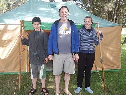 Adrian
2010-03-07&nbsp;13.43.28;&nbsp;Metadata time: '2010 Mar 07 13:43'
Original size:&nbsp;3,072 x 2,304; 3,001 kB
Filename: 2010-03-07 13.43.28 P3070007 Adrian.jpeg