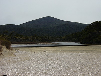 Day07-010-Dsc00455-Jrs
;&nbsp;Metadata time: '2006 Dec 15 15:08'
Original size:&nbsp;2,048 x 1,536; 811 kB
Filename: day07-010-dsc00455-jrs.jpeg