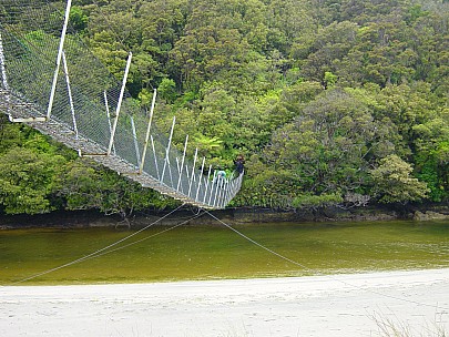 day08-020-dsc00466-jrs.jpeg: 2048x1536, 805k (2006 Dec 22 13:51)