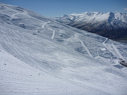 2009-09-03 13.30.05 P1000281 Simon.jpeg: 4000x3000, 6205k (2009 Sept 03 13:30)