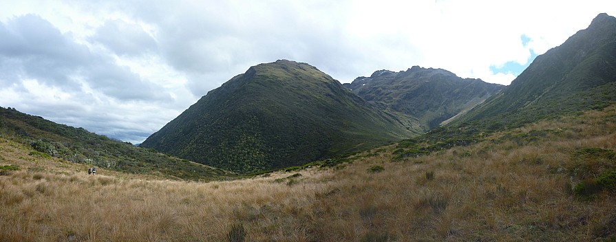 Mt Ajax
Photographer;&nbsp;Simon
2013-04-22&nbsp;12.15.59;&nbsp;Metadata time: '2013 Apr 22 12:15'
Original size:&nbsp;6,844 x 2,693; 2,063 kB;&nbsp;stitch
Filename: 2013-04-22 12.15.59 P1050038 Simon - Mt Ajax_stitch.jpg