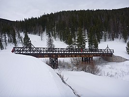 Ski trail bridge near Orient Express
Photographer;&nbsp;Simon
2014-01-29&nbsp;14.44.54;&nbsp;Metadata time: '2014 Jan 29 14:44'
Original size:&nbsp;4,000 x 3,000; 5,355 kB
Filename: 2014-01-29 14.44.54 P1000246 Simon - Ski trail bridge near Orient Express.jpeg