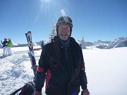 2014-02-02 12.21.36 P1000311 Simon - on top of Longshot.jpeg: 4000x3000, 4469k (2014 Feb 03 08:21)