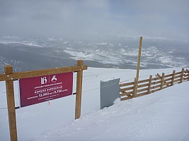 2014-02-05 13.19.14 P1000385 Simon - top of Kensho Superchair 12,302ft 3,750m.jpeg: 4000x3000, 4186k (2014 Feb 06 09:19)