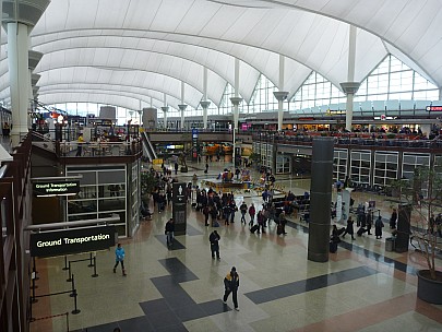 2014-02-09 12.24.06 P1000453 Simon - Denver International Airport Terminal 1.jpeg: 4000x3000, 5533k (2014 Feb 09 12:24)