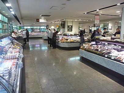 Department Store
Photographer;&nbsp;Simon
2015-02-20&nbsp;10.39.30;&nbsp;Metadata time: '2015 Feb 20 10:39'
Original size:&nbsp;4,000 x 3,000; 5,382 kB
Filename: 2015-02-20 10.39.30 P1010784 Simon - department store.jpeg