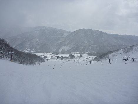 Looking down Wakaguri Central Slope after late breakfast
Photographer;&nbsp;Simon
2015-02-14&nbsp;11.08.26;&nbsp;Metadata time: '2015 Feb 14 15:08'
Original size:&nbsp;4,000 x 3,000; 3,953 kB
Filename: 2015-02-14 11.08.26 P1010550 Simon - looking down Wakaguri Central Slope after late breakfast.jpeg