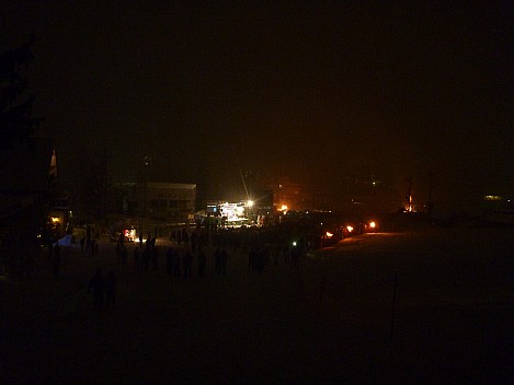 Fire festival at Nakiyama  2
Photographer;&nbsp;Simon
2015-02-14&nbsp;19.41.49;&nbsp;Metadata time: '2015 Feb 14 23:41'
Original size:&nbsp;4,000 x 3,000; 4,313 kB
Filename: 2015-02-14 19.41.49 P1010571 Simon - fire festival at Nakiyama 2.jpeg