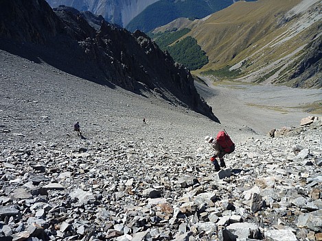2016-01-05 10.07.17 P1040080 Philip - heading down the scree slope into the Maitland.jpeg: 4320x3240, 5507k (2016 Jan 05 10:07)