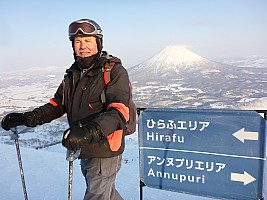 Skiing Niseko