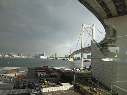 2017-01-13 14.53.26 IMG_8448 Anne - view from Yurikamome train Rainbow Bridge.jpeg: 4608x3456, 4660k (2017 Jan 26 18:34)