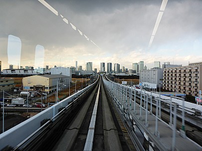 View from Yurikamome train roadway
Photo: Simon
2017-01-13 15.10.14; '2017 Jan 13 15:10'
Original size: 4,608 x 3,456; 6,002 kB
2017-01-13 15.10.14 P1010235 Simon - view from Yurikamome train roadway.jpeg