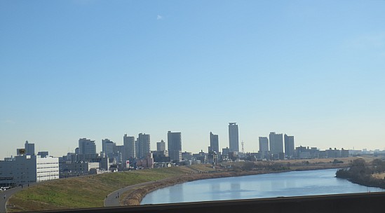 2017-01-14 09.00.59 IMG_8517 Anne - Tokyo view from Shinkansen_cr.jpeg: 4604x2551, 2864k (2017 Jan 26 18:35)