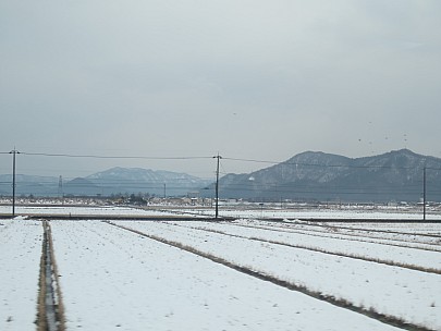 2017-01-20 10.48.50 IMG_8969 Anne - view from train.jpeg: 4608x3456, 3638k (2017 Jan 26 18:36)