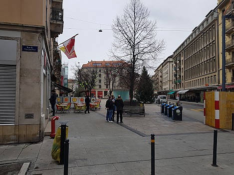 2018-01-20 10.21.47 Jim - Rue de l'Ancien-Port.jpeg: 4032x3024, 4794k (2018 Mar 10 17:12)