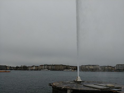 2018-01-20 12.03.11 LG6 Simon - Jet d'Eau.jpeg: 4160x3120, 4372k (2018 Jan 21 20:54)