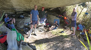 Tunnel Creek Hut to Paringa Rock Biv