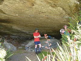 Tunnel Creek Hut to Paringa Rock Biv