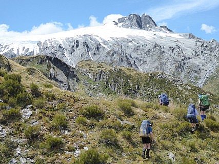 Closing on Murdock Creek and Mt Hooker
Photographer;&nbsp;Brian
2019-01-16&nbsp;14.50.33;&nbsp;Metadata time: '2019 Jan 16 14:50'
Original size:&nbsp;4,000 x 3,000; 5,249 kB
Filename: 2019-01-16 14.50.33 P1010568 Brian - closing on Murdock Creek and Mt Hooker.jpeg