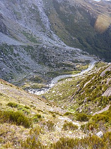2019-01-17 09.13.13 P1020543 Simon - view of our route into Murdock Creek.jpeg: 3456x4608, 5346k (2019 Jun 20 21:11)