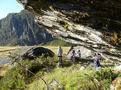 2019-01-18 07.58.50 P1010595 Brian - ready to depart bivy.jpeg: 4000x3000, 4907k (2019 Jun 24 21:09)