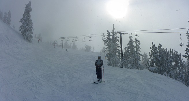 2019-03-02 15.11.35 Panorama Simon - Jim on Ramsey's at top of Lakeview_stitch.jpg: 6170x3318, 16989k (2019 Mar 07 07:47)