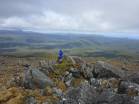 2019-11-12 12.04.28 P1020981 Simon - Jim looking into Rakeahua basin.jpeg: 4608x3456, 6054k (2019 Nov 12 12:04)