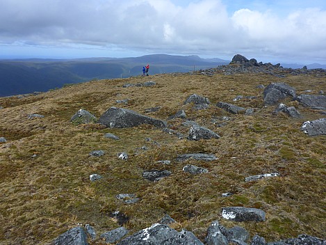 2019-11-12 12.28.54 P1020989 Simon - Jim and Brian overlooking Rakeahua.jpeg: 4608x3456, 5992k (2019 Nov 12 12:28)