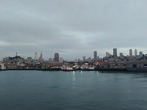 Pier  43 and Fishermans Wharf from cruise
Photographer;&nbsp;Simon
2020-02-28&nbsp;18.06.01;&nbsp;Metadata time: '2020 Feb 28 18:06'
Original size:&nbsp;4,160 x 3,120; 5,267 kB
Filename: 2020-02-28 18.06.01 LG6 Simon - Pier 43 and Fishermans Wharf from cruise.jpeg