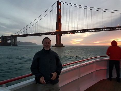 Simon and Golden Gate Bridge
Photographer;&nbsp;Jim
2020-02-28&nbsp;18.22.03;&nbsp;Metadata time: '2020 Feb 28 18:22'
Original size:&nbsp;4,032 x 3,024; 2,207 kB
Filename: 2020-02-28 18.22.03 GS8 Jim - Simon and Golden Gate Bridge.jpeg