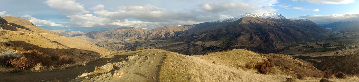 Remarkables view from Crown Range road
Photographer;&nbsp;Adrian
2020-08-01&nbsp;16.43.45;&nbsp;Metadata time: '2020 Aug 01 16:43'
Original size:&nbsp;12,803 x 2,931; 36,466 kB;&nbsp;stitch
Filename: 2020-08-01 16.43.45 LG6 Adrian - Remarkables view from Crown Range road_stitch.jpg