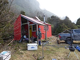 Growler Hut to Erics Biv