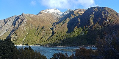 Growler Hut to Erics Biv