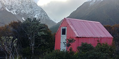 Growler Hut to Erics Biv