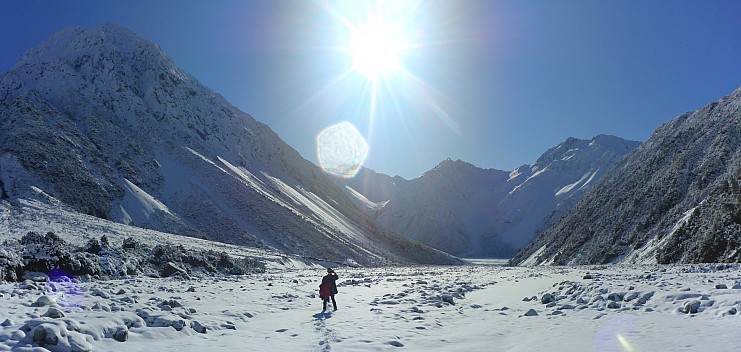 Brian in the Forbes
Photographer;&nbsp;Simon
2020-09-02&nbsp;09.26.25;&nbsp;Metadata time: '2020 Sept 02 09:26'
Original size:&nbsp;6,419 x 3,048; 18,176 kB;&nbsp;stitch
Filename: 2020-09-02 09.26.25 Panorama Simon - Brian in the Forbes_stitch.jpg