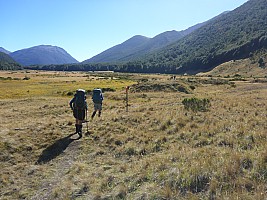 Casey Saddle, Poulter Hut