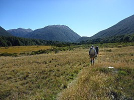 Casey Saddle, Poulter Hut