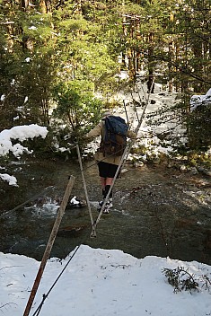 2022-08-01 10.17.03 IMG_0424 Brian - Alan on Camerons Creek three wire bridge.jpeg: 3648x5472, 9935k (2022 Dec 11 14:59)