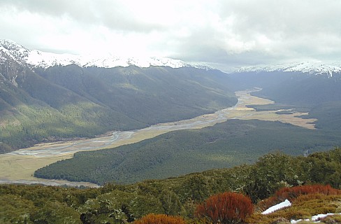 View up Hurunui from Macs Knob bush edge
Photographer;&nbsp;Alan
2022-08-04&nbsp;12.33.43;&nbsp;Metadata time: '2022 Aug 04 12:33'
Original size:&nbsp;3,648 x 2,392; 2,655 kB;&nbsp;cr
Filename: 2022-08-04 12.33.43 DSC02914 Alan -  View up Hurunui from Macs Knob bush edge_cr.jpeg
