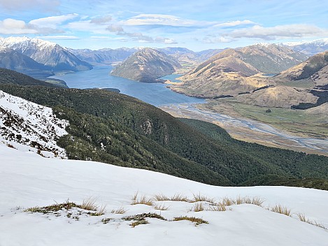 2022-08-04 13.15.13 S20 Simon -Loch Katrine and Lake Mason from Macs Knob P2.jpeg: 4032x3024, 3075k (2022 Dec 11 15:09)